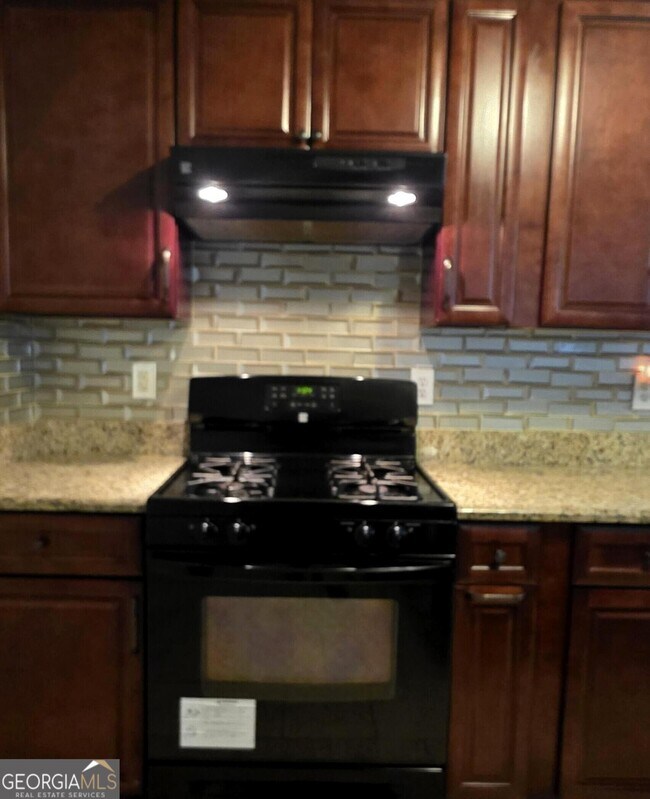 Building Photo - 2415 Marsh Rabbit Bend