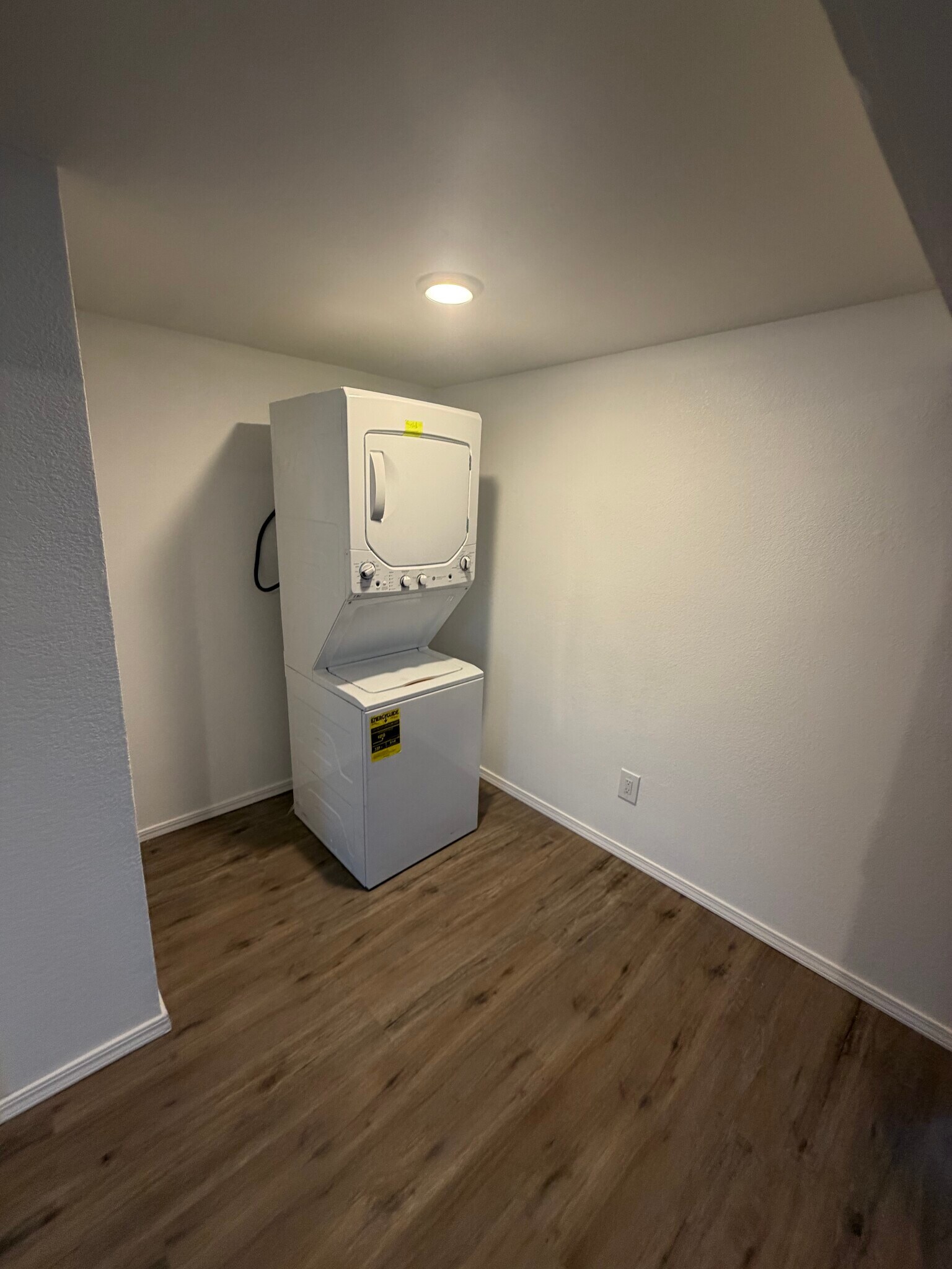 Building Photo - 716 N 18th St