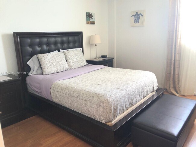 Building Photo - 3901 S Ocean Dr