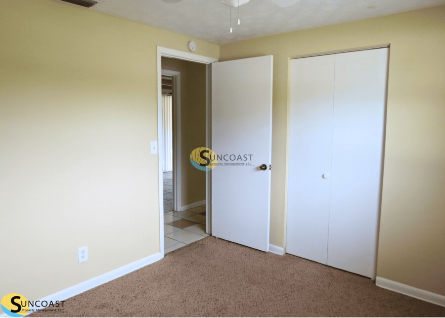 Building Photo - 454 Gano Ct