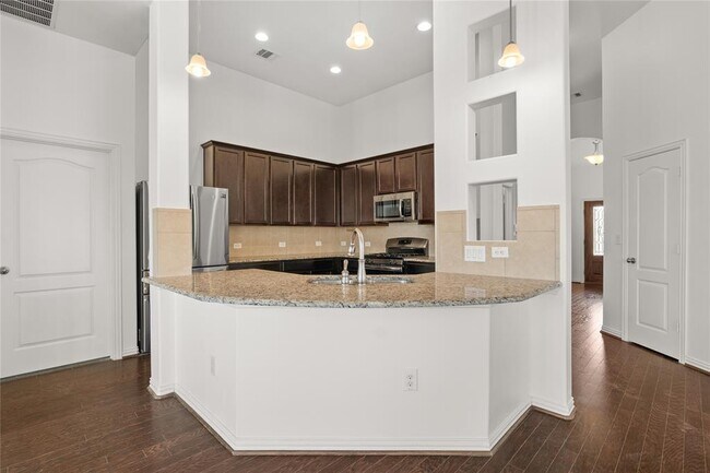 Building Photo - 349 Vista Portola Loop