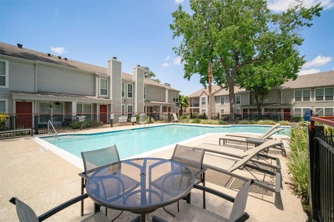 Building Photo - 12955 Woodforest Blvd