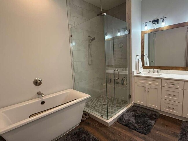 Building Photo - 1339 Verbena Pl