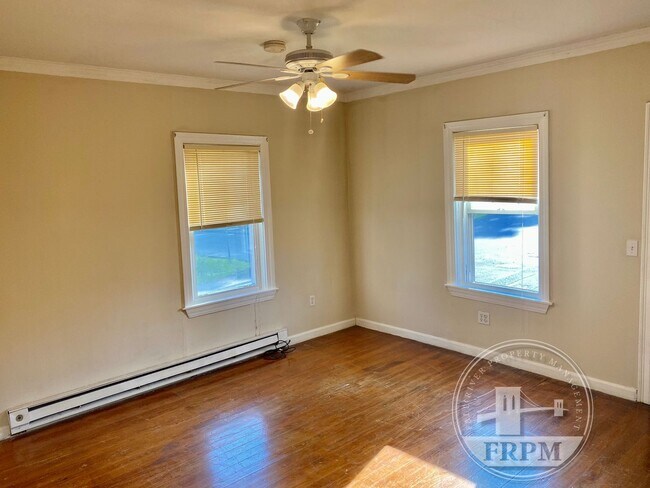 Building Photo - 92-94 Fisher St