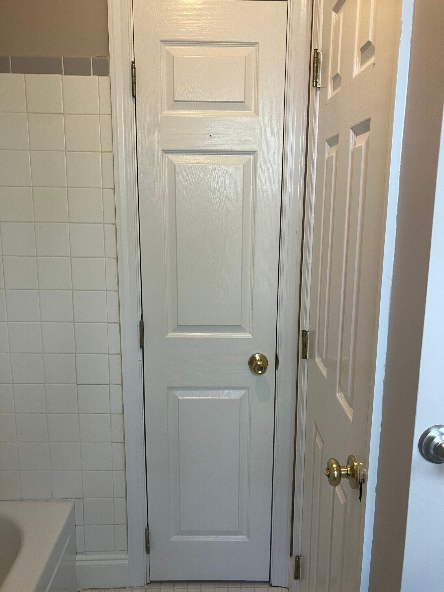 Building Photo - 430 E Franklin St