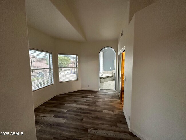 Building Photo - 3169 E Desert Flower Ln