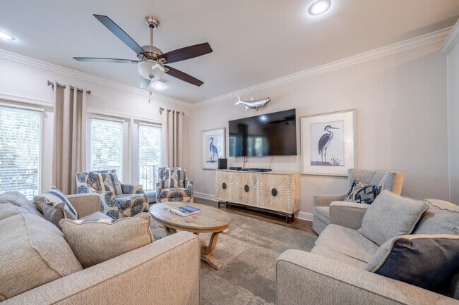 Building Photo - 257 Driftwood Rd