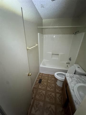 Building Photo - 5837 Shadydell Dr