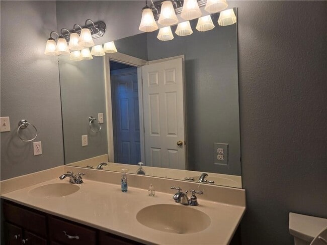 Building Photo - 361 Autumn Lakes Rd