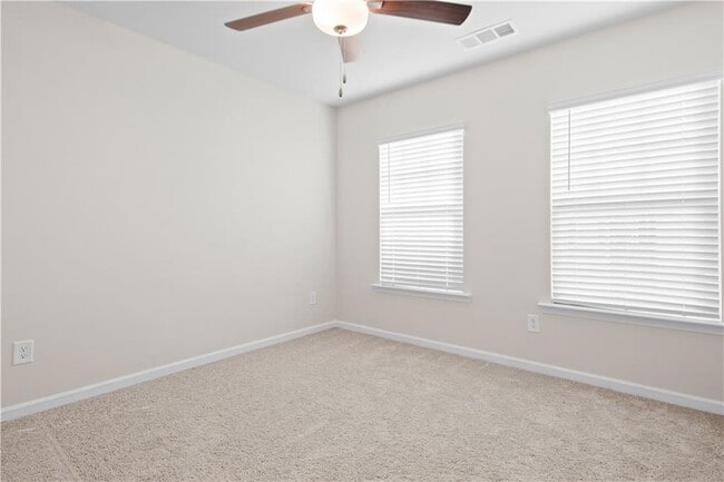 Building Photo - 284 Whitetail Cir