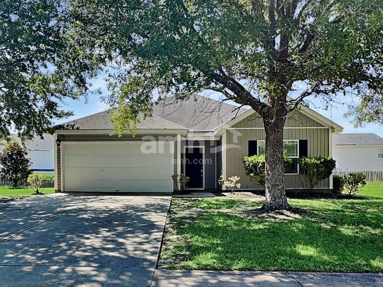 Primary Photo - 422 Sea Breeze Dr
