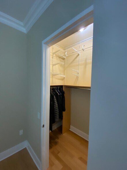 Building Photo - 4 Beacon Way