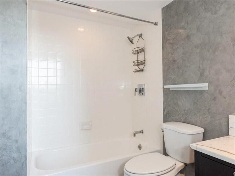 Building Photo - 199 14th St NE