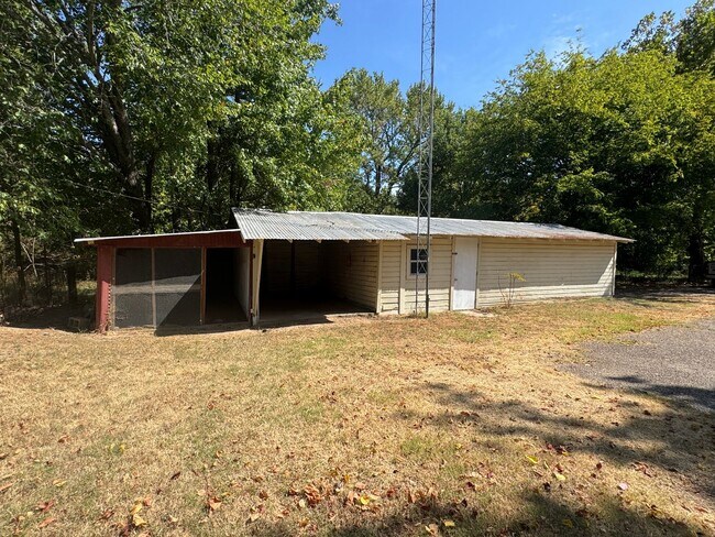 Building Photo - 10261 FM 724