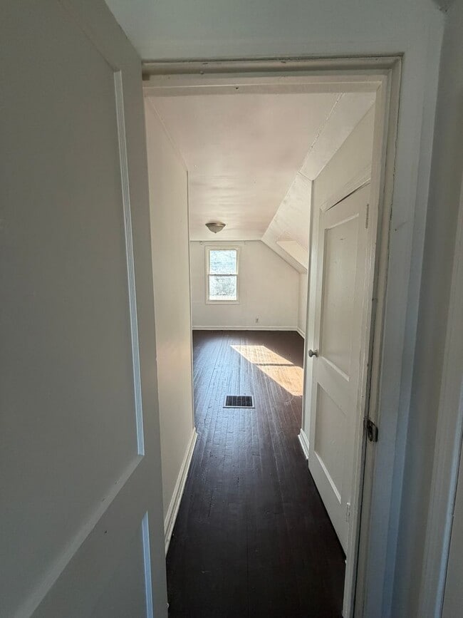 Building Photo - PENDING