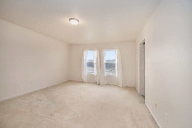 Building Photo - 8274 Cypress Way
