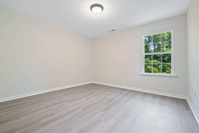 Building Photo - Duplex Rental Available in Garner – 4 Bed, 2.5 Bath with Garage & Private Backyard
