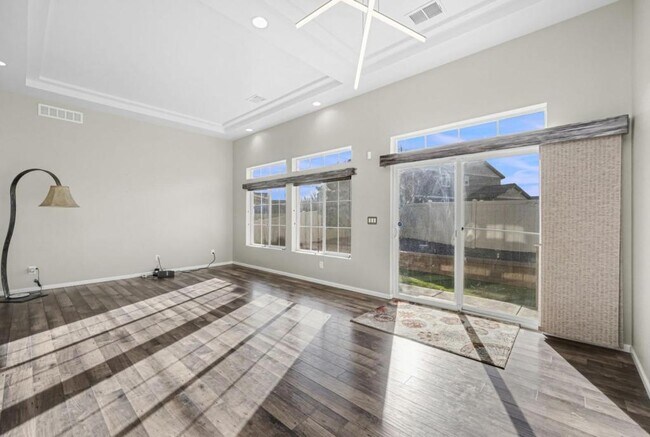 Building Photo - 4854 Saddlewood Circle