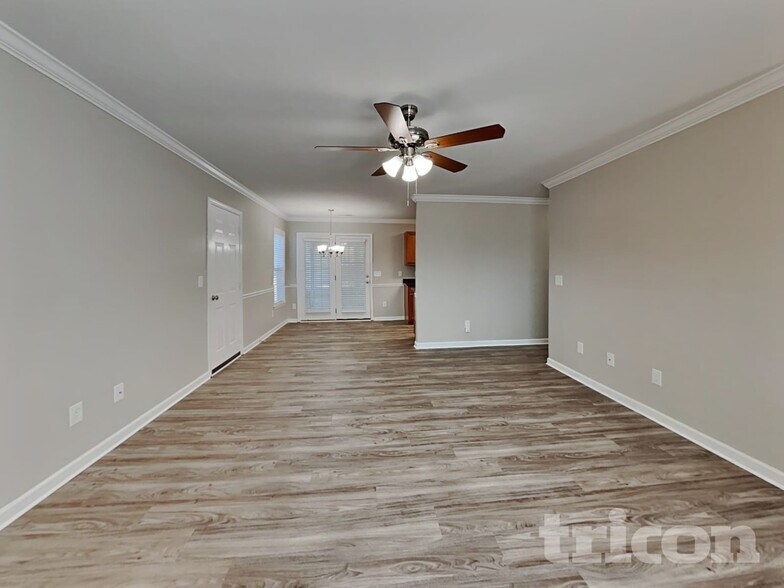 Building Photo - 3929 Garden Creek Dr