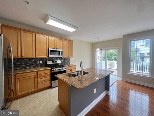 Building Photo - 22106 Fair Garden Ln