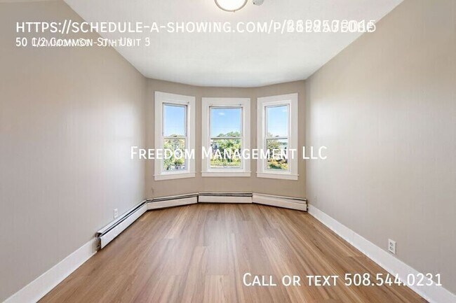 Building Photo - 50 1/2 Common St-Unit 3