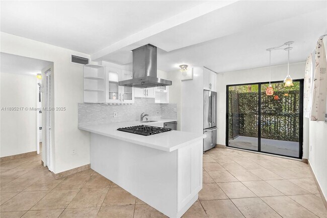 Building Photo - 3265 Virginia St