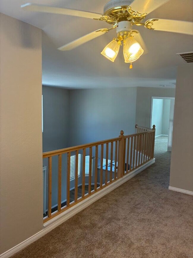 Building Photo - Lakes Community - 2 Story Home with upstairs  3 Bed w/ Loft and Pool Spa ( Sahara at S.Grand Cany...