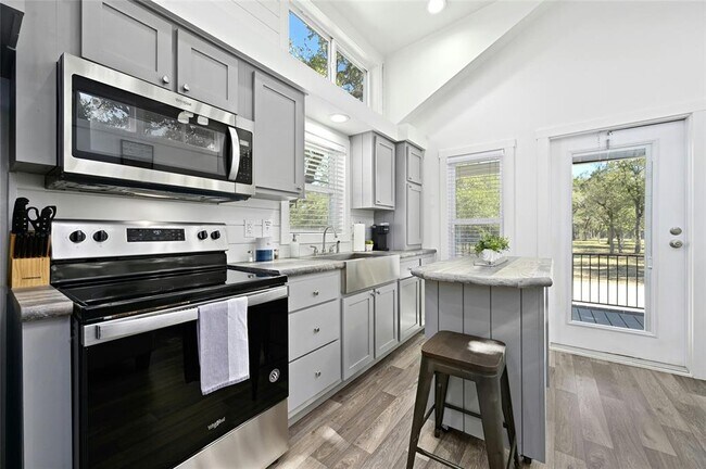 Building Photo - 257 Co Rd 278