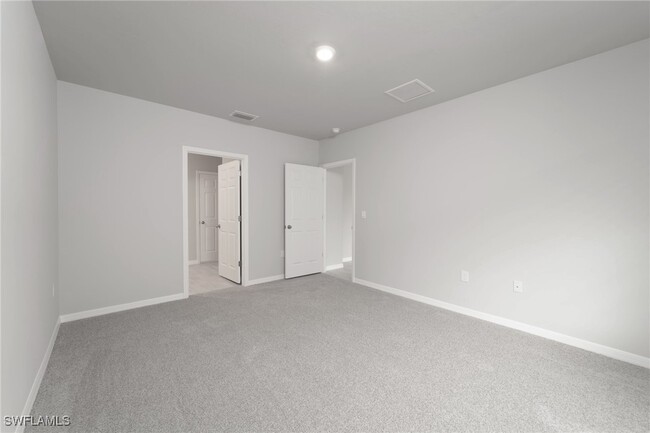 Building Photo - 1705 NW 31st Pl