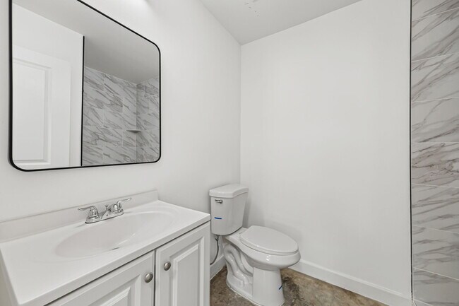 Building Photo - 2853-2855 CHOCTAW AVE