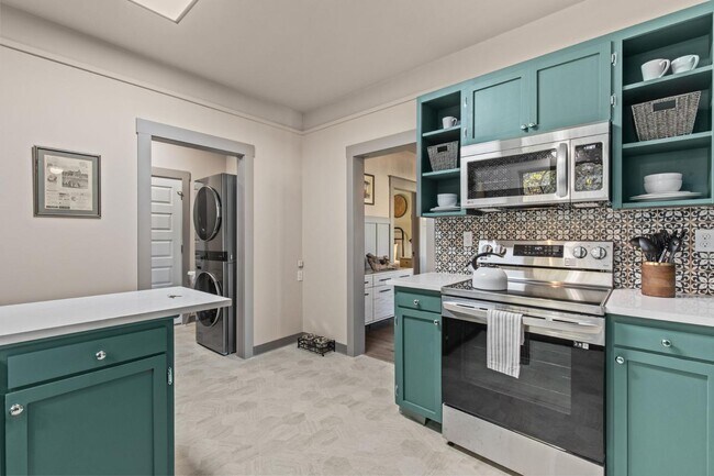 Building Photo - 2112 N 26th St