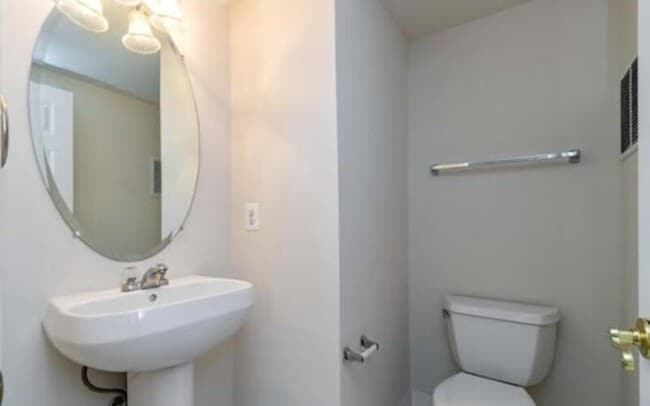 Building Photo - 4647 Red Admiral Way