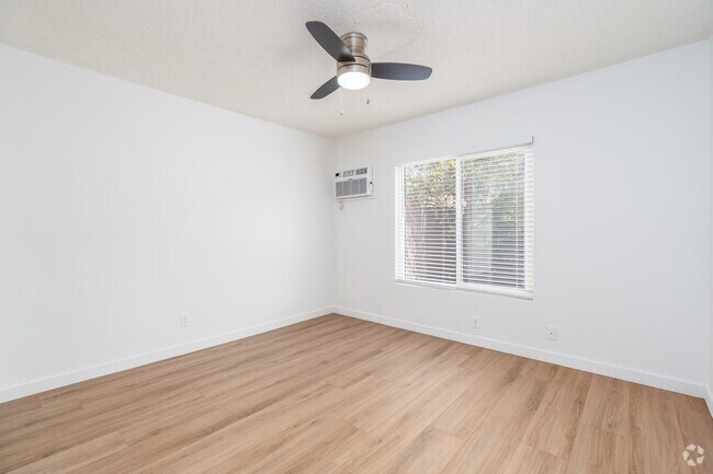 2BR, 2BA - 890SF - Second Bedroom - Mira Loma Apartments