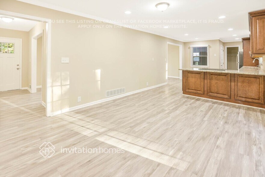 Building Photo - 2917 Chukar Trail