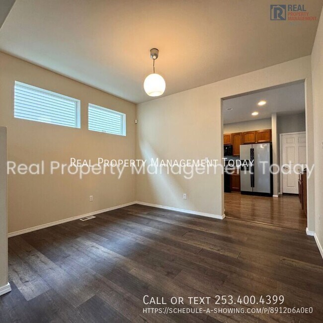 Building Photo - 18107 15th Avenue E