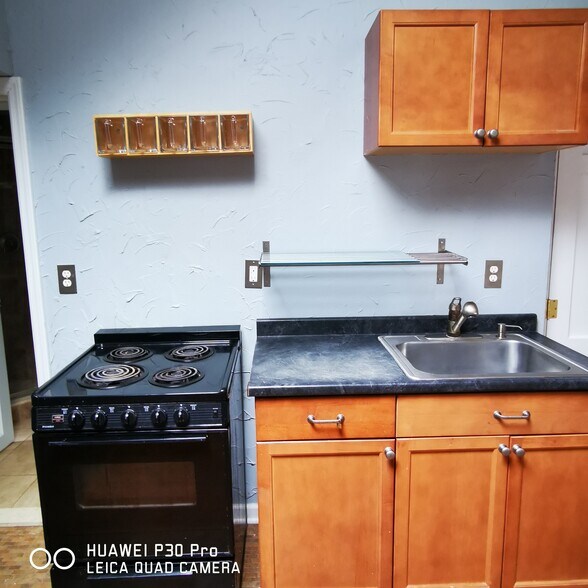 Building Photo - 4 Woodbine Ln