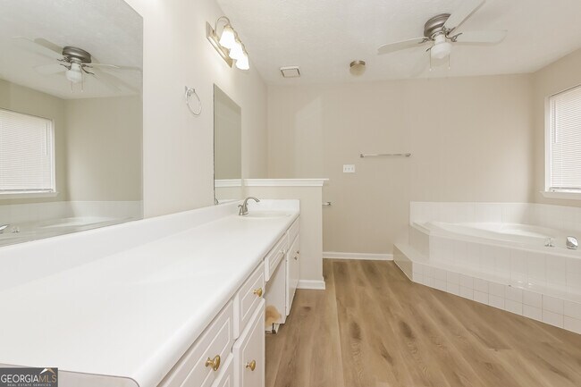 Building Photo - 473 Flint Ridge Ct
