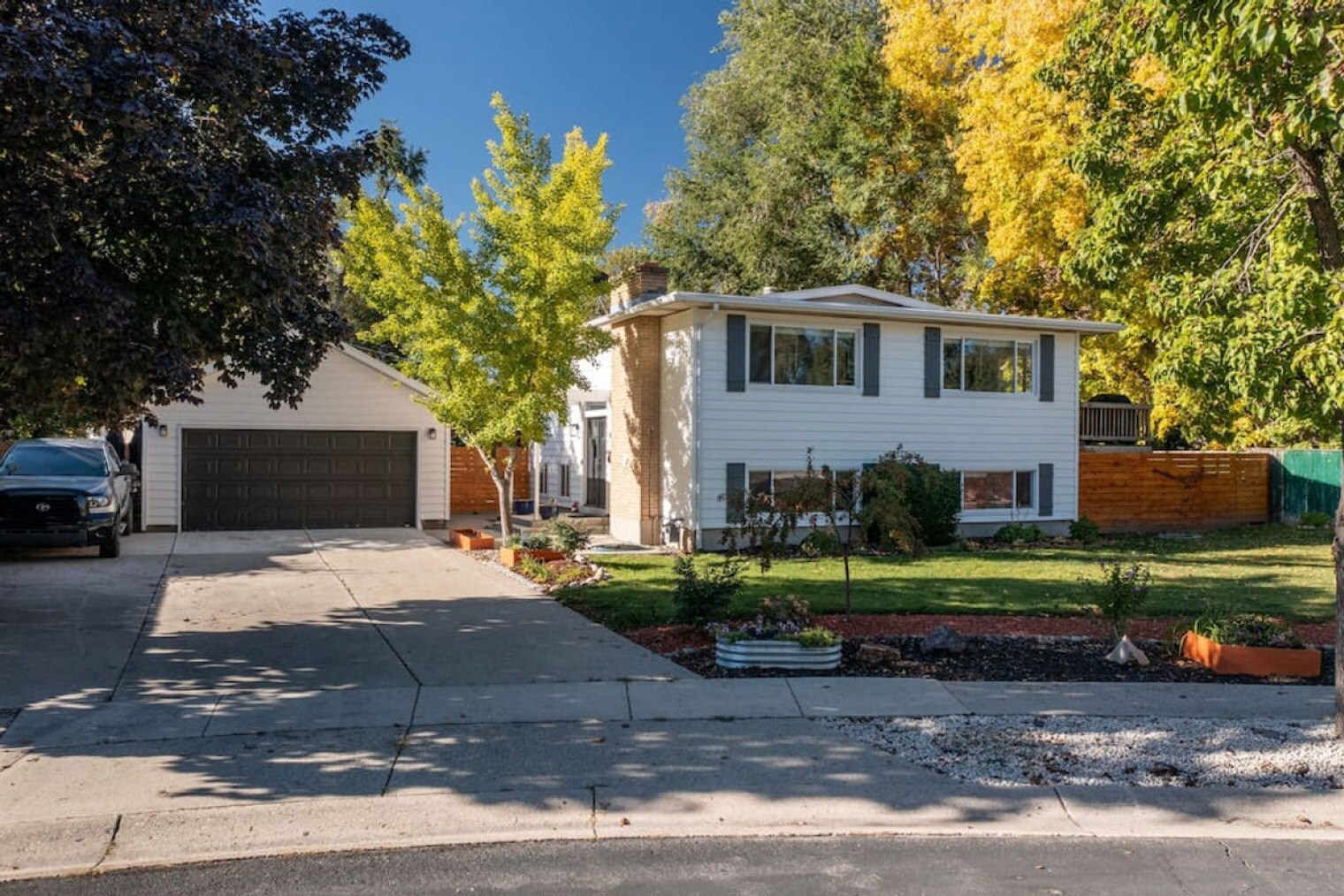 Building Photo - 1236 Greenfield Cir