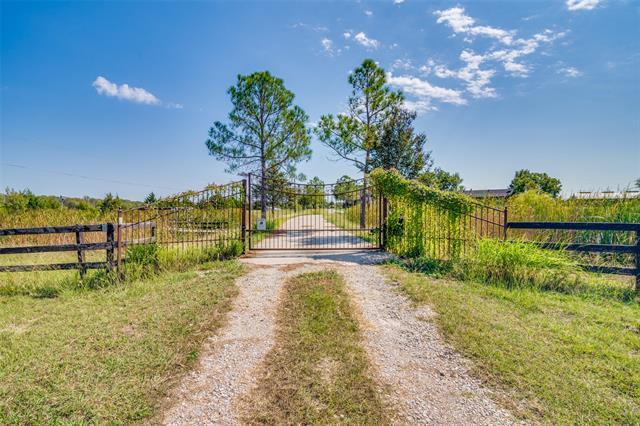 Building Photo - 17700 Farm to Market 548