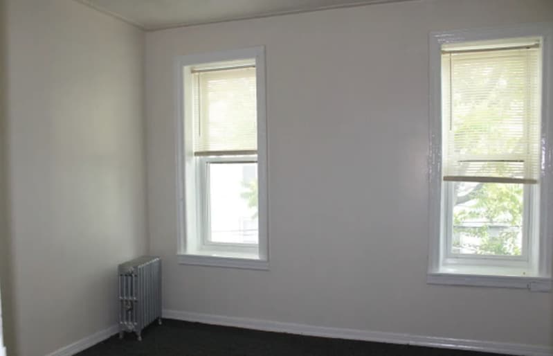 Building Photo - 580 E 93rd St