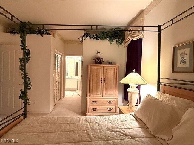 Building Photo - 11081 Lakeland Cir