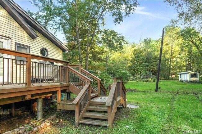 Building Photo - 4 1st St