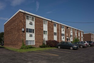 Building Photo - Bellreng Apartments