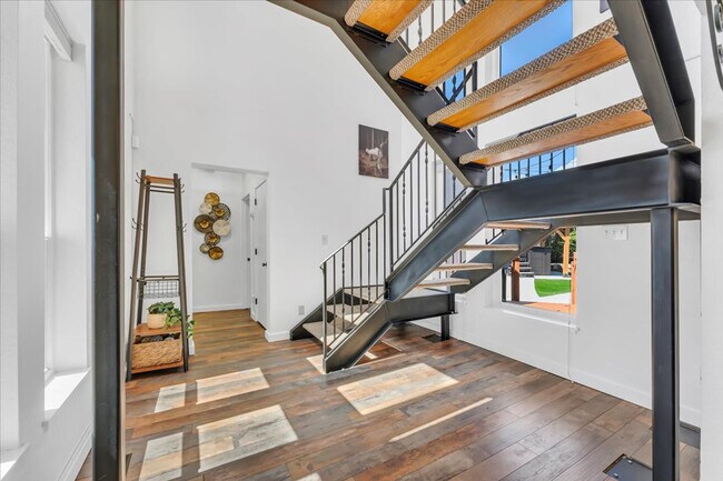 Building Photo - 5445 Tannerwood Dr