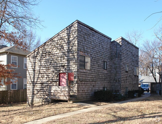 Building Photo - Southview Commons