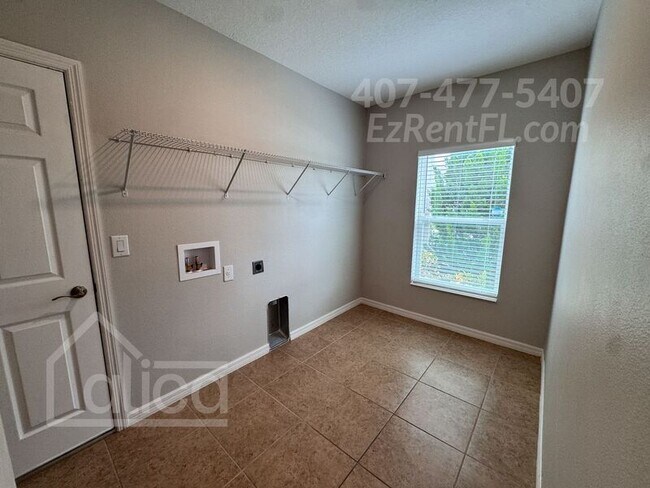 Building Photo - 426 Kestrel Dr