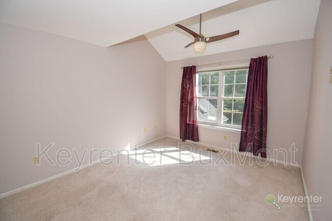 Building Photo - 109 Meadow View Ln