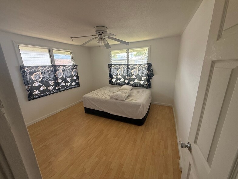 Building Photo - 87-118-118 Alapaki St