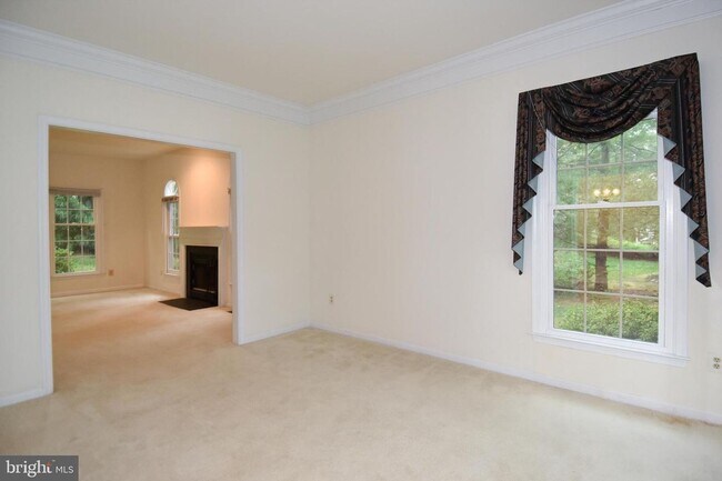 Building Photo - Elegant Brick Colonial on Quiet Cul-de-Sac...
