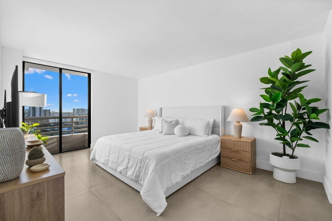 Building Photo - 3300 NE 191st St